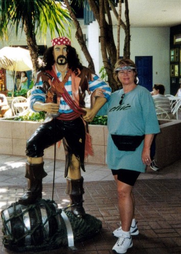 WOW Gal Gloria Messenger, The Angel Messenger on Holiday